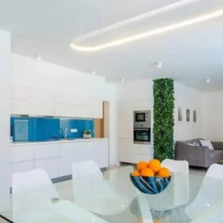 Villa White Lady By Guide