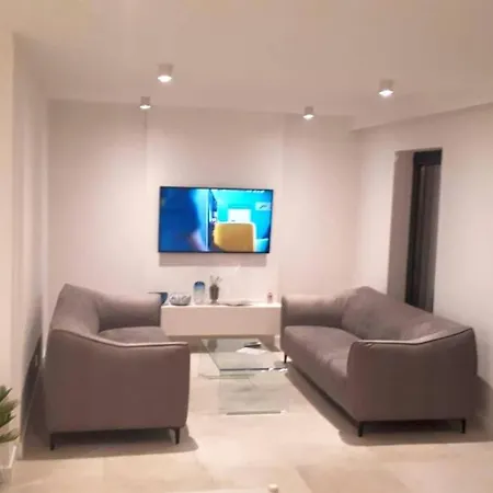 Villa White Lady By Guide *